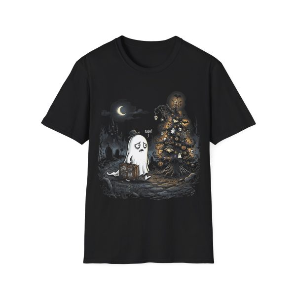 1694520806077491190_2048.jpeg Ghost Reading by Christmas Tree T-Shirt