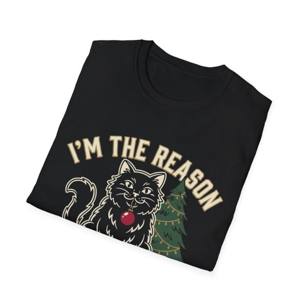 6890686407580528304_2048.jpeg I'm The Reason The Ornaments Are Missing Cat T-Shirt