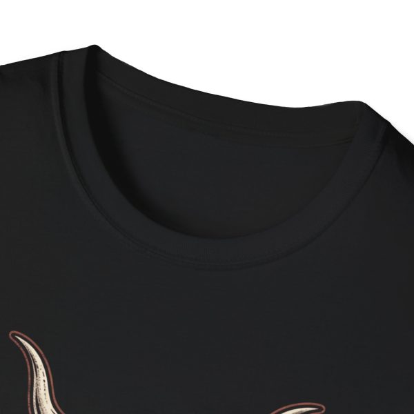 13292918456155308766_2048.jpeg Bull with Phone “No Notifications No Problems” T‑Shirt