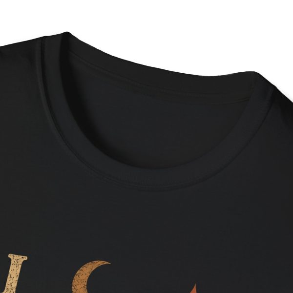 2557617269131411390_2048.jpeg I Believe in Ghosts and Good Books T-Shirt — Halloween Book Lover Tee