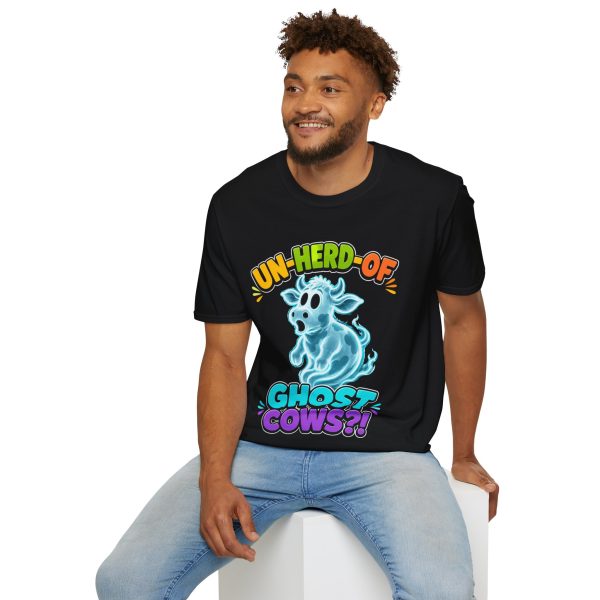 Un-Herd-Of Ghost Cows T-Shirt – Funny Spooky Halloween Cow Tee