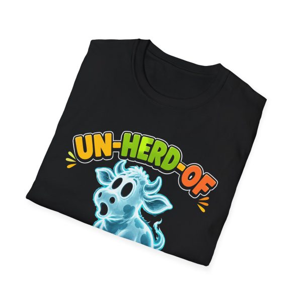Un-Herd-Of Ghost Cows T-Shirt – Funny Spooky Halloween Cow Tee